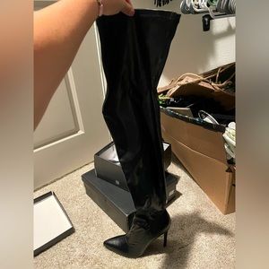 Brand new knee-high stiletto boots Size 10 never worn